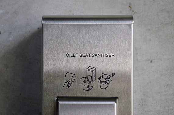 SANITISER DISPENSER（印字ミス品）