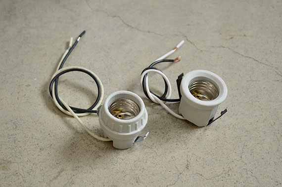 SNAP-IN PORCELAIN SOCKET
